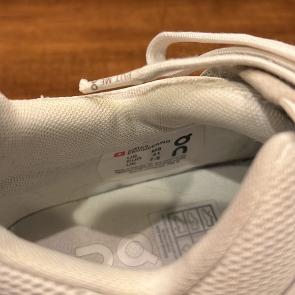 On Cloud Mens Shoes The Roger Style Size 8 - Picture 5 of 8